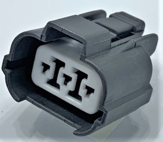 Engine Management Plug - 3 Pin