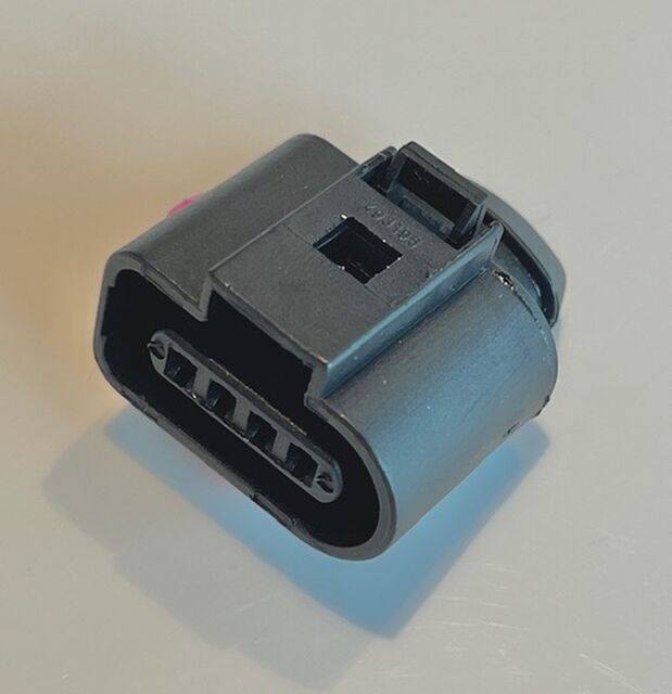 Engine Management Plug - 4 Pin